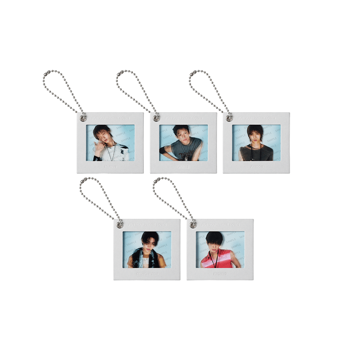 [PRE-ORDER] CORTIS - '26 CORTIS TOUR [PYPD] Mini Film Photo Keyring