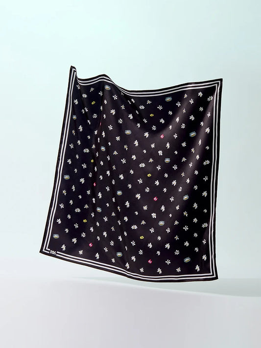 [PRE-ORDER] ZO&FRIENDS - ZOA SCARF SIGNATURE (BLACK)
